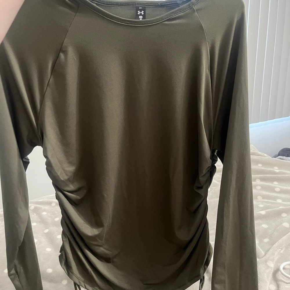 super soft under armour top